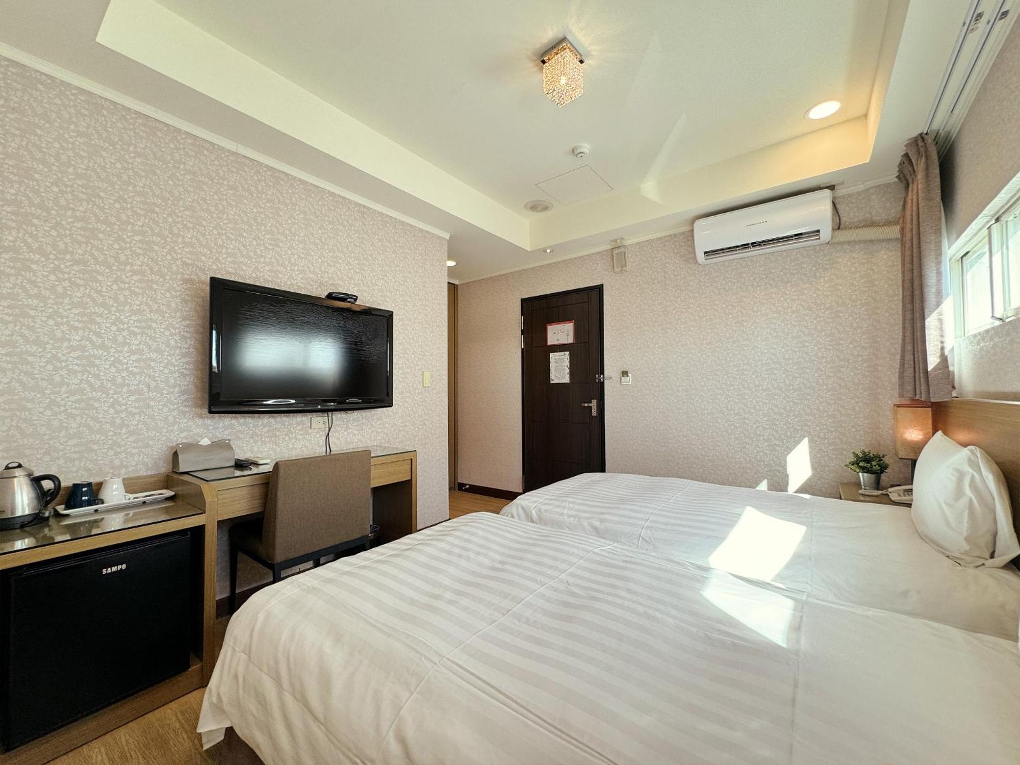 Finders Hotel Hualien Wen Hua Szoba fotó