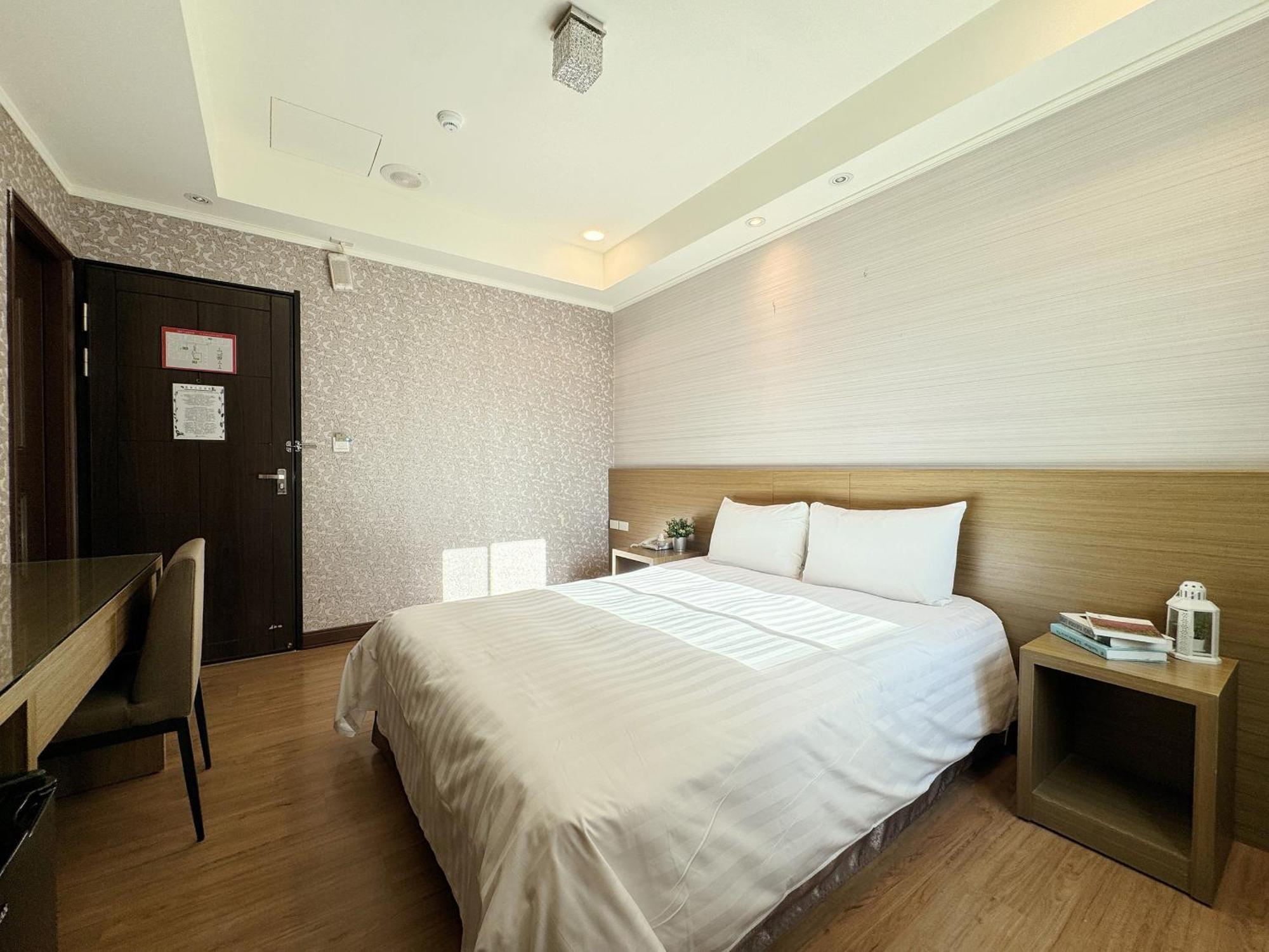 Finders Hotel Hualien Wen Hua Szoba fotó